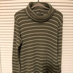 LL Bean Thermal Cowl Neck